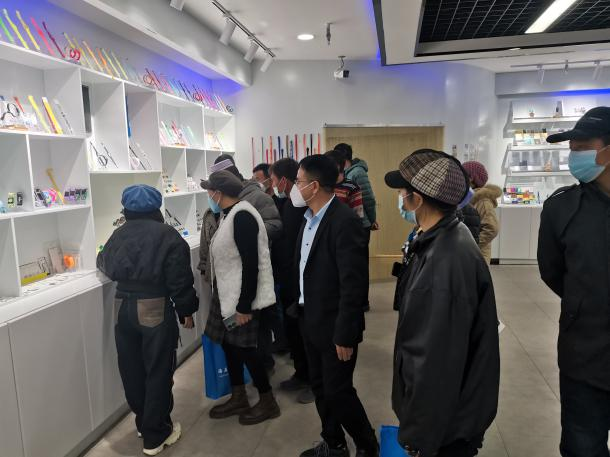 4a4d6bff-d313-4ed6-8b3a-8bd97e12d906 4a4d6bff-d313-4ed6-8b3a-8bd97e12d906