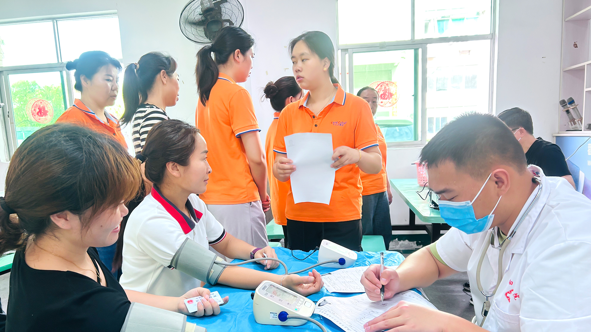 关爱员工健康 护航幸福未来 卡立方集团RFID智能卡工厂开展2025年员工健康体检活动