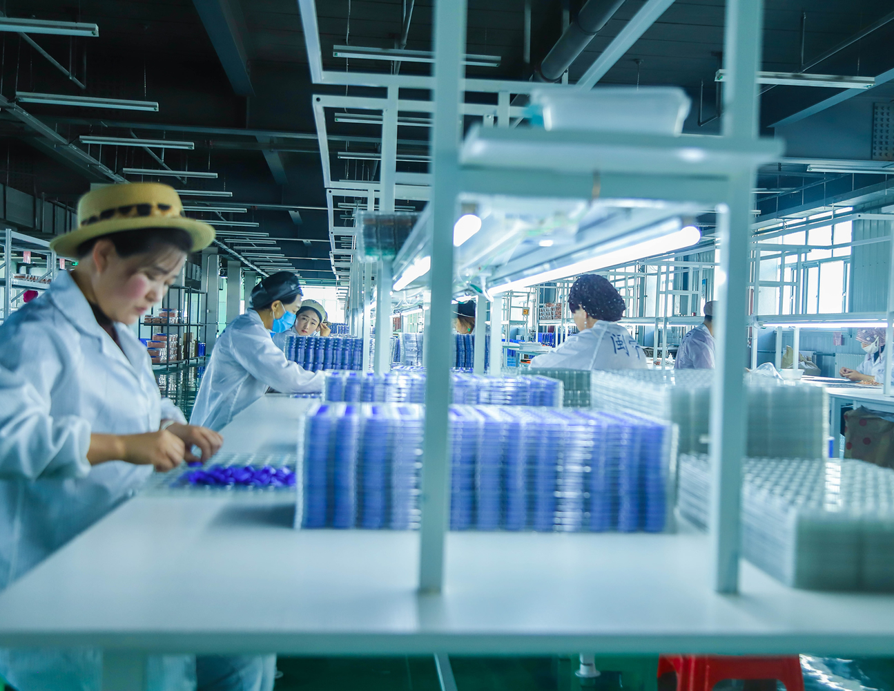 卡立方集团宁夏生产基地：NFC钥匙扣领域的规?；攵ㄖ苹旮? /></a>
					</div>
					<div   id=