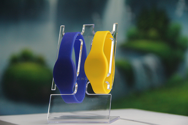 什么是ic腕带隔热手套 什么是ic腕带隔热手套