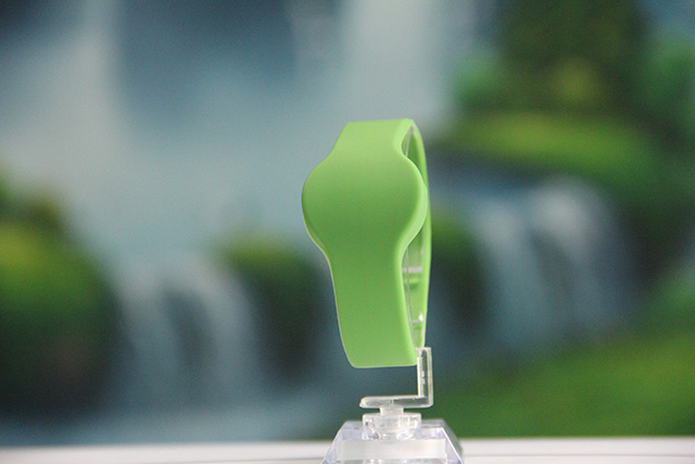 ic腕带应该如何选择它的硬度？