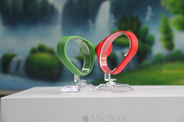 松紧腕带硬钱包如何办理？