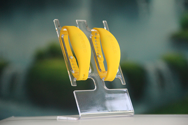 ID腕带线路板正片和负片的区别 ID腕带线路板正片和负片的区别