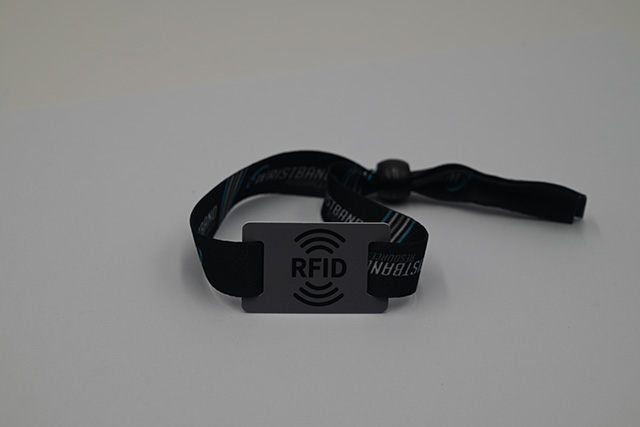 南非五年内将完成3800万绿皮本更换成ID智能卡身份证 南非五年内将完成3800万绿皮本更换成ID智能卡身份证