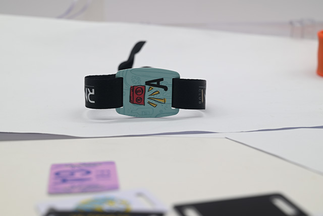 磁条卡与条码卡的不同之处 磁条卡与条码卡的不同之处