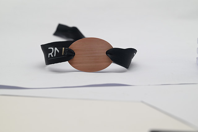 学校食堂饭卡是如何工作的？