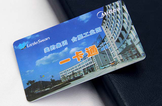 会员卡的使用范围可以看电影，用餐，享受折扣